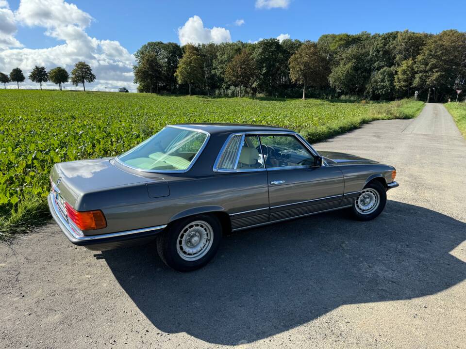 Image 77/196 de Mercedes-Benz 380 SLC (1980)