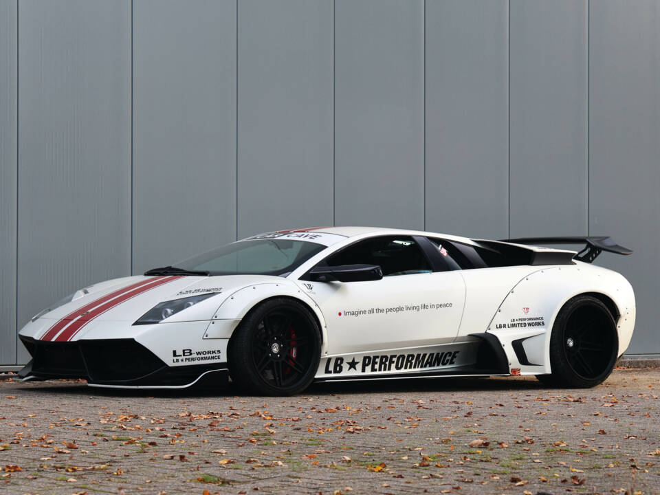 Afbeelding 49/82 van Lamborghini Murciélago (2002)