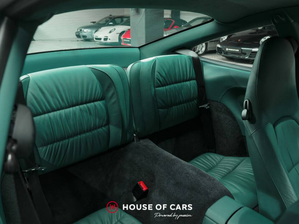 Bild 18/24 von Porsche 911 Carrera 4 (2000)