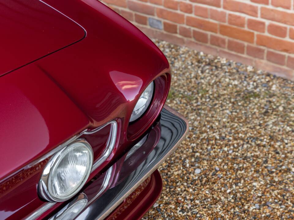 Afbeelding 18/62 van Aston Martin V8 Vantage X-Pack (1987)