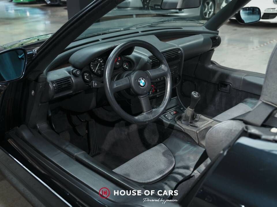 Image 17/25 de BMW Z1 Roadster (1991)