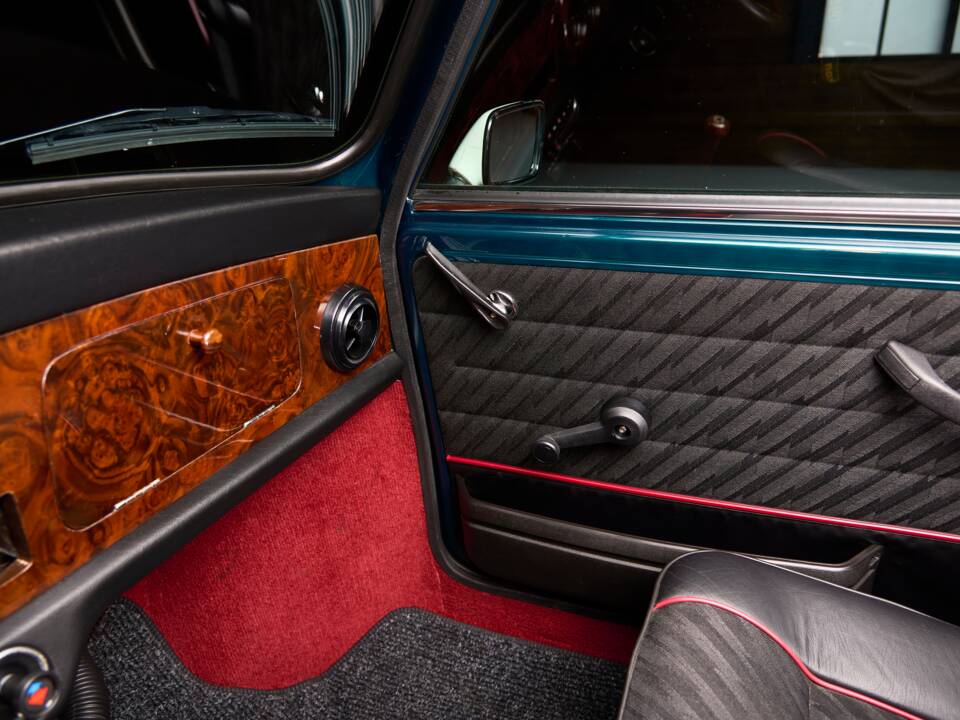 Image 21/48 de Rover Mini Cooper 1,3i (1993)