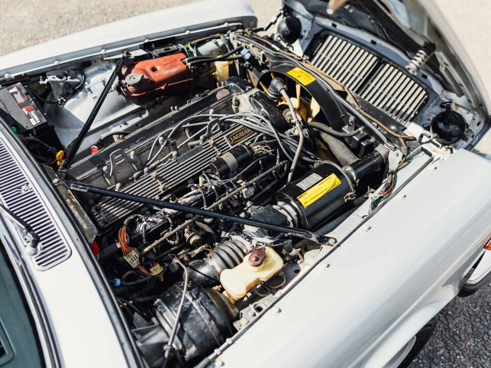 Imagen 5/50 de Jaguar XJ 6 4.2 (1982)