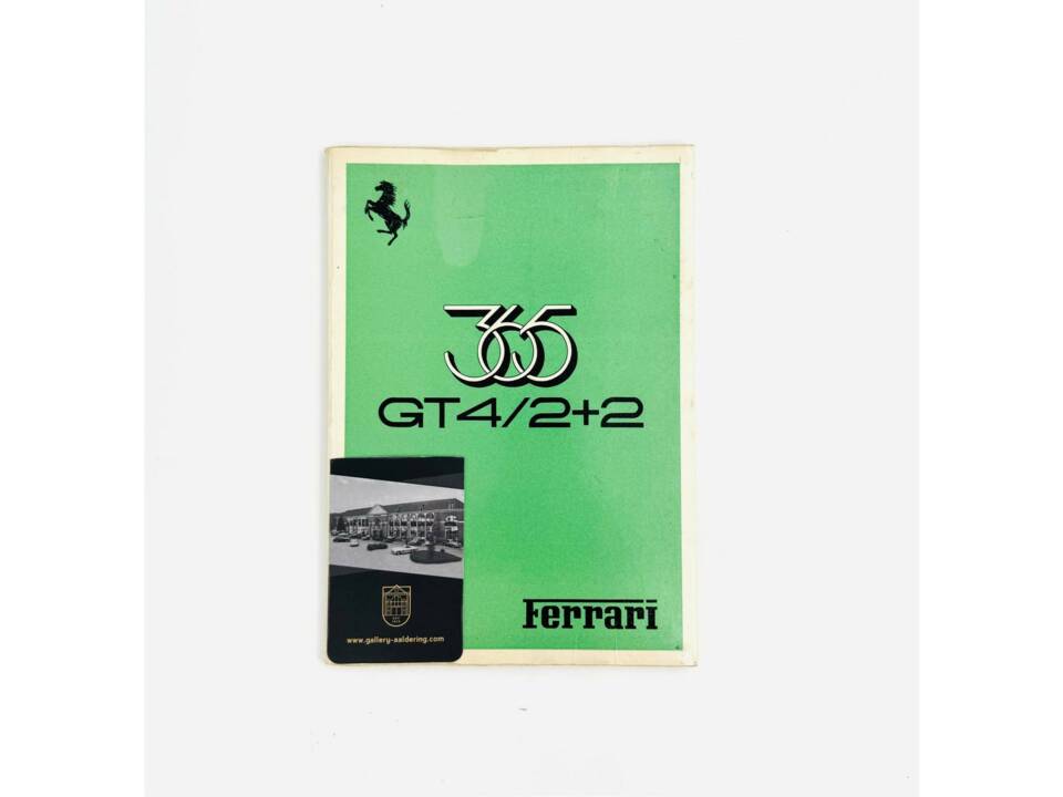 Image 7/50 de Ferrari 365 GT4 2+2 (1974)