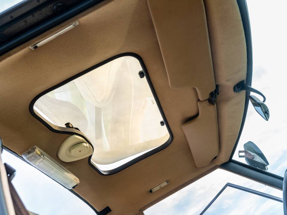 Image 15/86 of Land Rover Range Rover Classic Rometsch (1985)