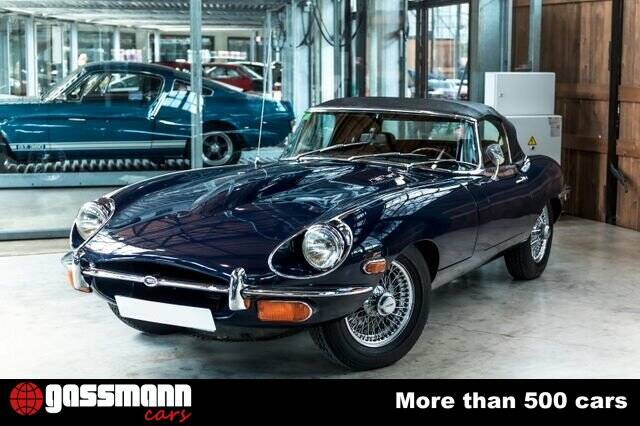 Image 4/15 de Jaguar E-Type 4.2 (1970)