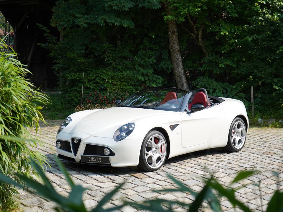 Afbeelding 7/18 van Alfa Romeo 8C Spider (2010)