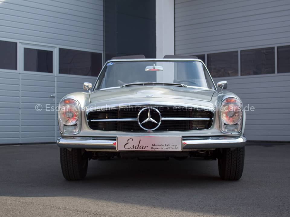 Afbeelding 15/26 van Mercedes-Benz 230 SL (1966)