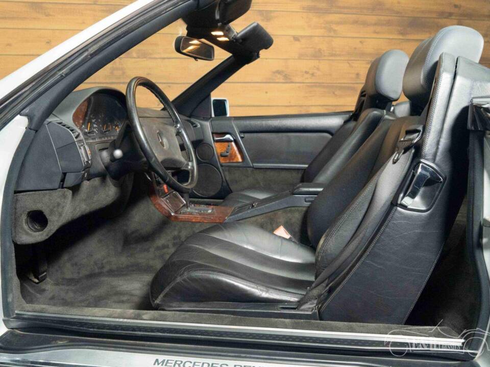 Image 11/19 de Mercedes-Benz 300 SL (1990)