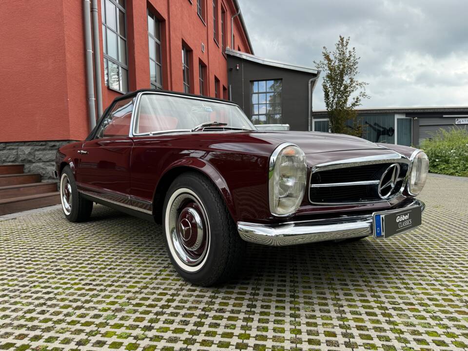 Image 10/26 de Mercedes-Benz 230 SL (1965)