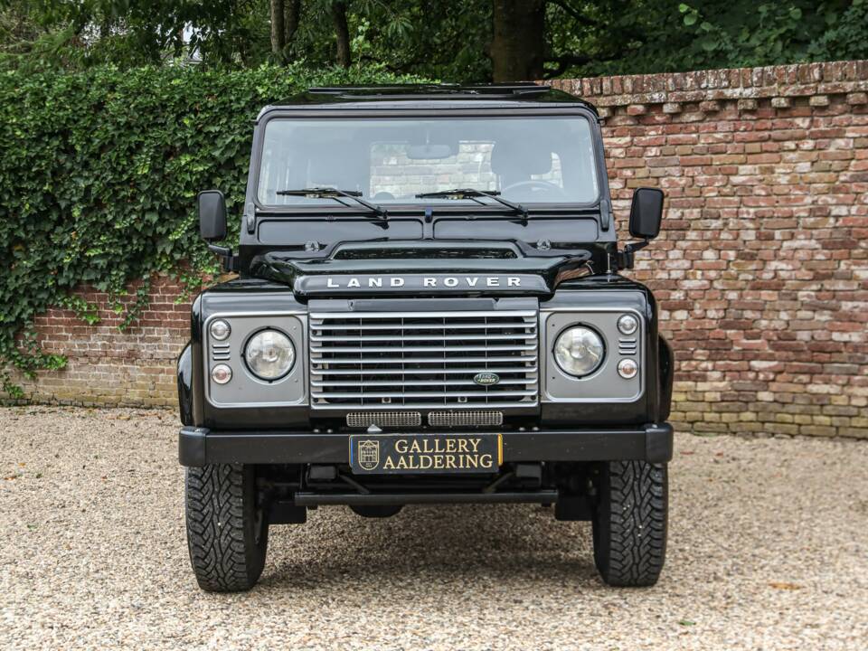 Bild 41/50 von Land Rover Defender 90 (2013)