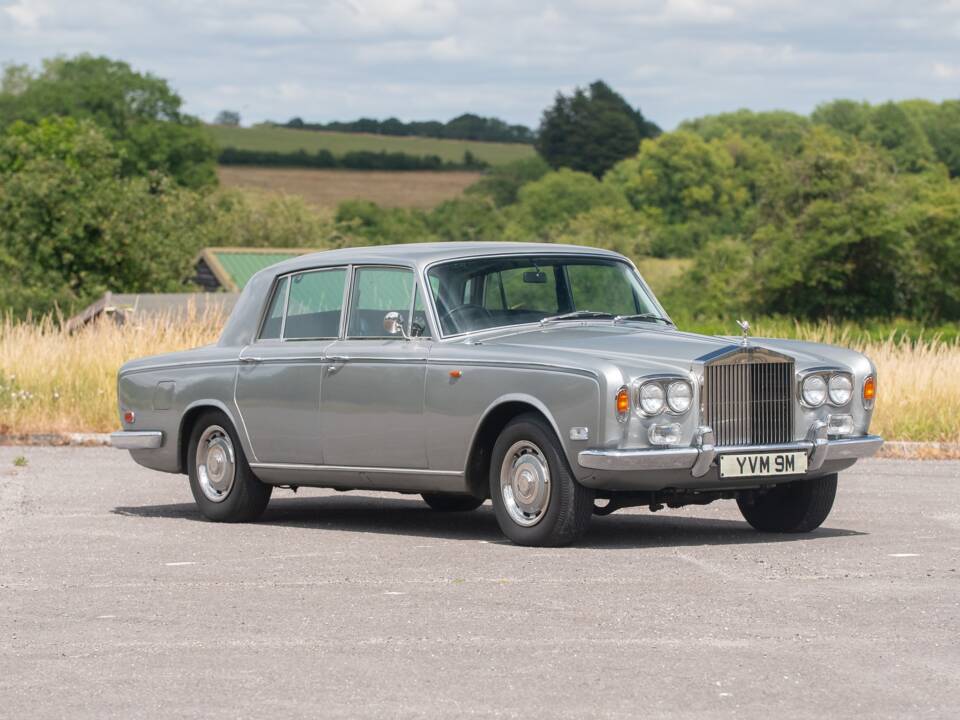 Image 13/50 of Rolls-Royce Silver Shadow I (1973)