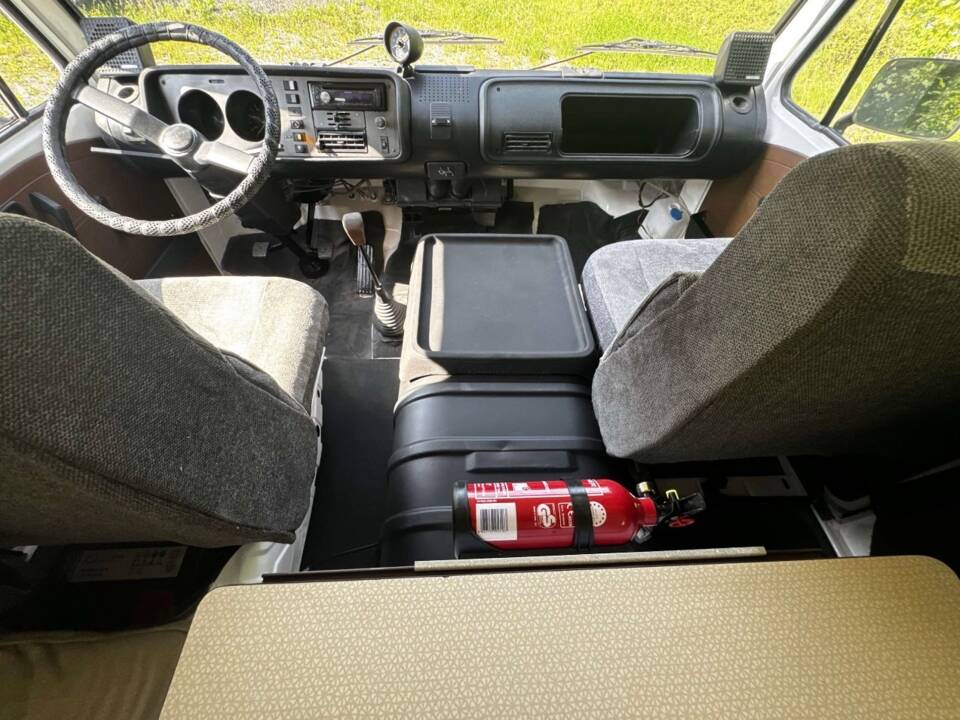 Image 15/17 of Volkswagen LT 31 (1977)