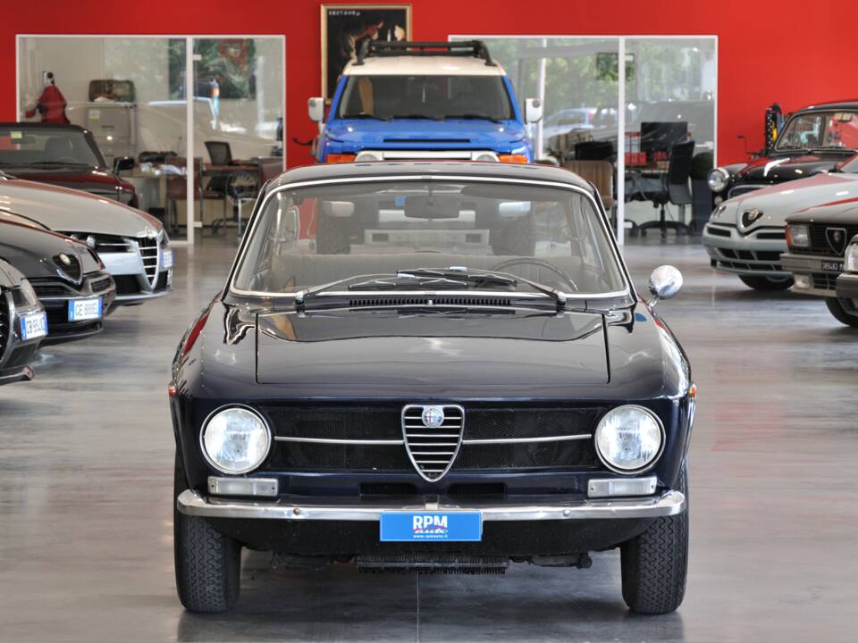 Bild 18/30 von Alfa Romeo Giulia GT 1300 Junior (1971)