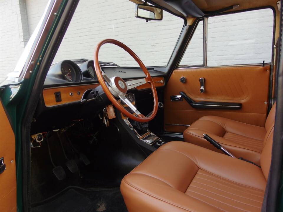 Image 40/99 of Alfa Romeo 1750 Berlina (1970)
