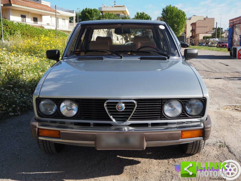 Image 7/50 of Alfa Romeo Alfetta 2.0 Li "America" (1982)