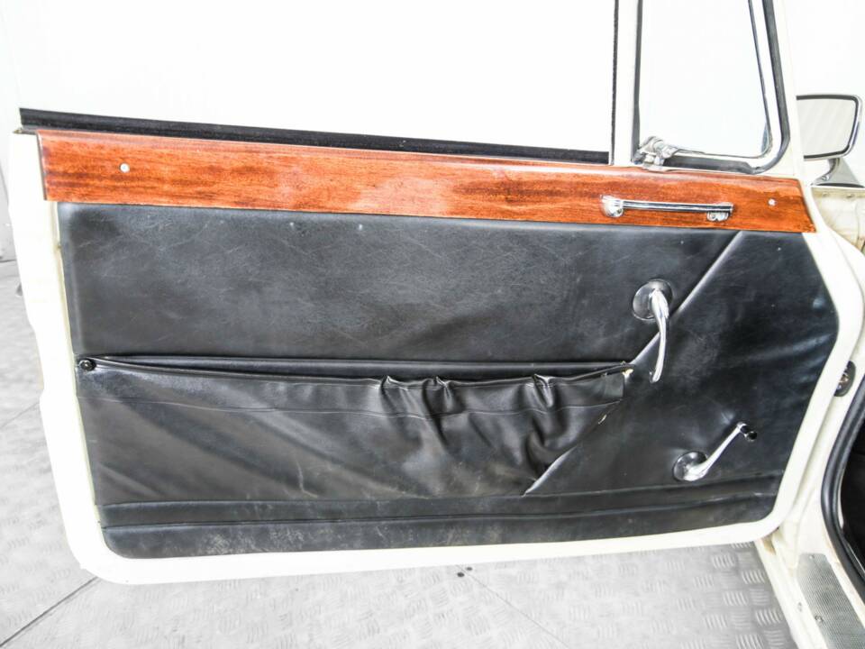 Bild 32/50 von Triumph Vitesse 6 (1970)