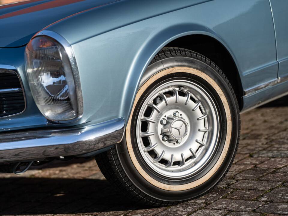 Bild 3/69 von Mercedes-Benz 230 SL (1967)