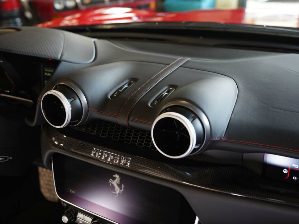 Imagen 8/50 de Ferrari Portofino M (2022)