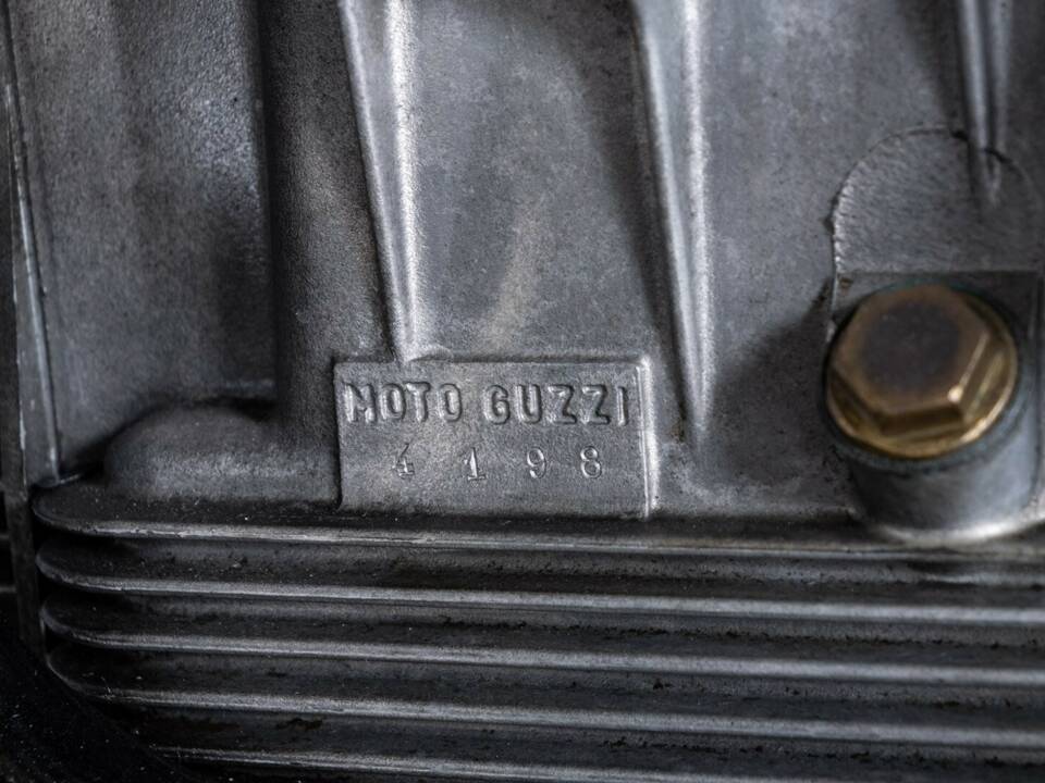 Immagine 14/30 di Moto Guzzi V 7 (1967)
