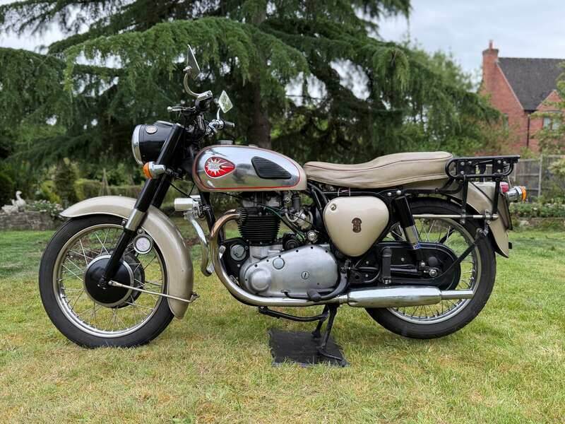 Image 2/43 of BSA A 10 Golden Flash (1960)