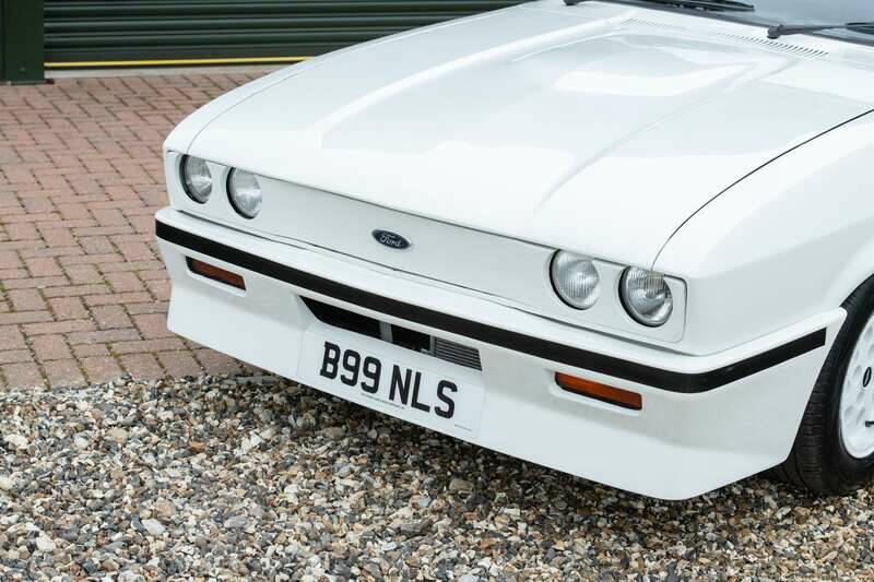 Image 16/43 de Ford Capri 2,8i (1984)