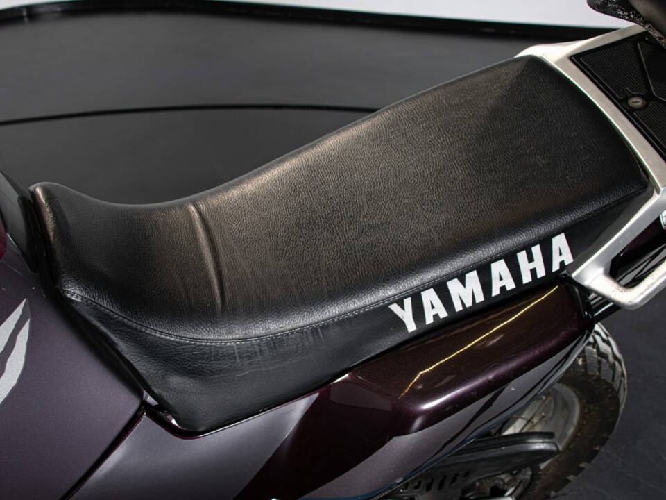 Image 40/50 of Yamaha XTZ 750 SuperTéneré (1990)