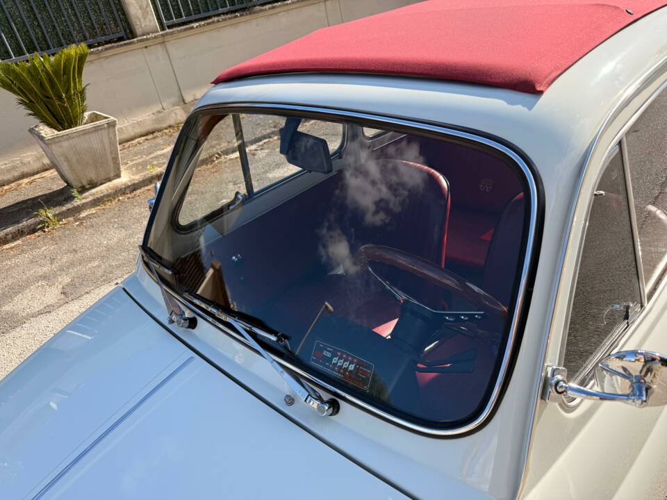 Bild 40/52 von FIAT 500 L (1969)