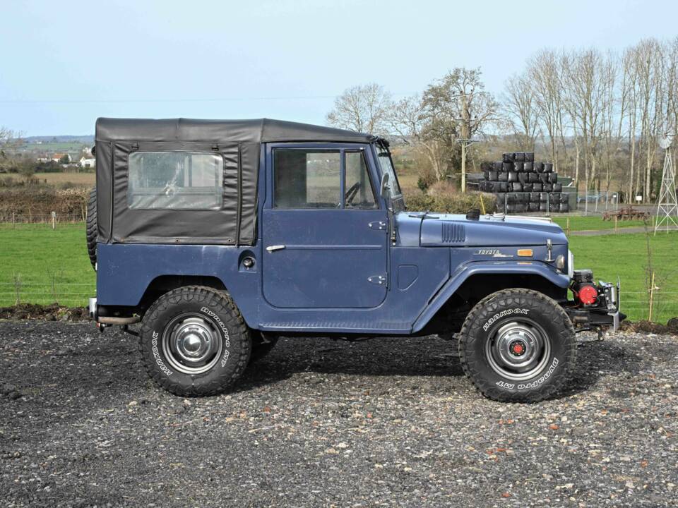Image 13/50 de Toyota Land Cruiser FJ 40 (1970)