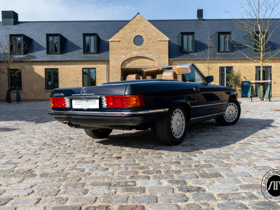 Image 8/32 de Mercedes-Benz 560 SL (1988)