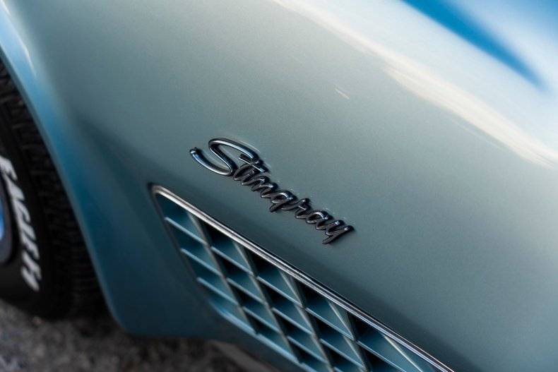 Image 16/50 of Chevrolet Corvette Stingray (1972)