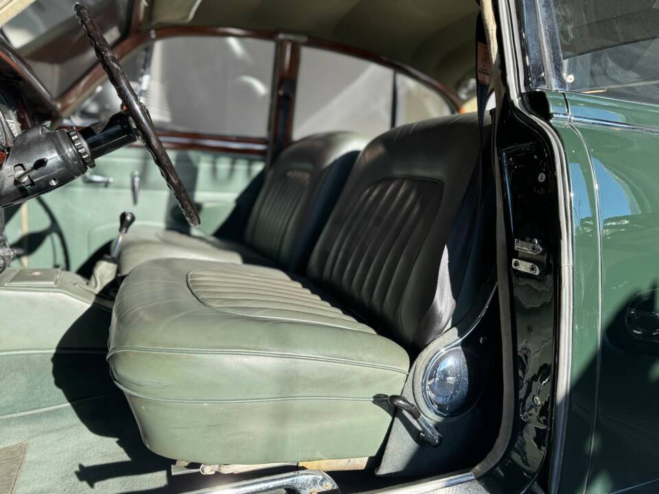 Bild 22/29 von Jaguar Mk II 3.4 (1962)