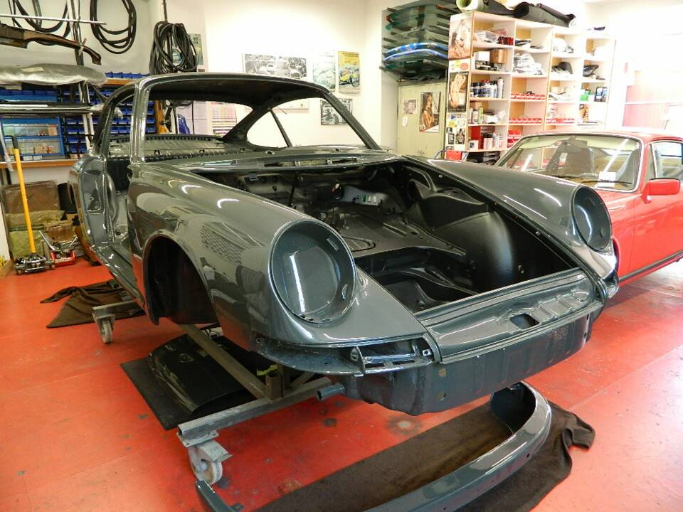 Bild 18/26 von Porsche 911 2.0 (1966)
