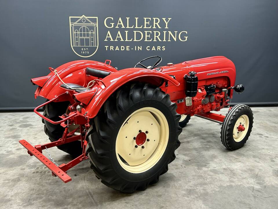 Image 2/50 of Porsche-Diesel Super Export 329 (1962)