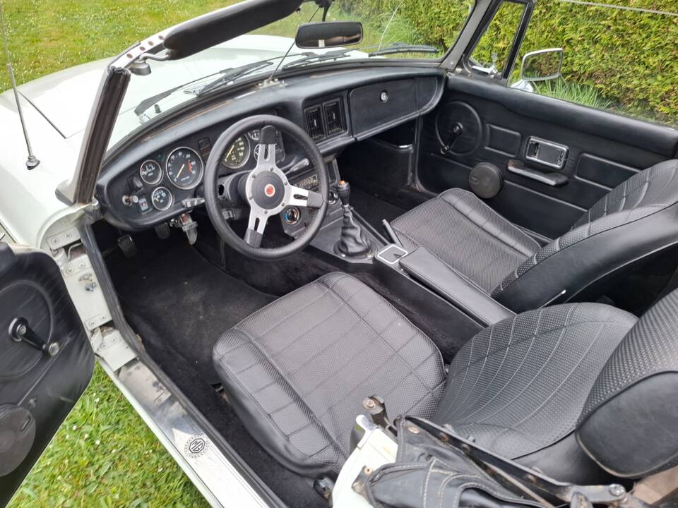 Afbeelding 16/19 van MG MGB (1978)
