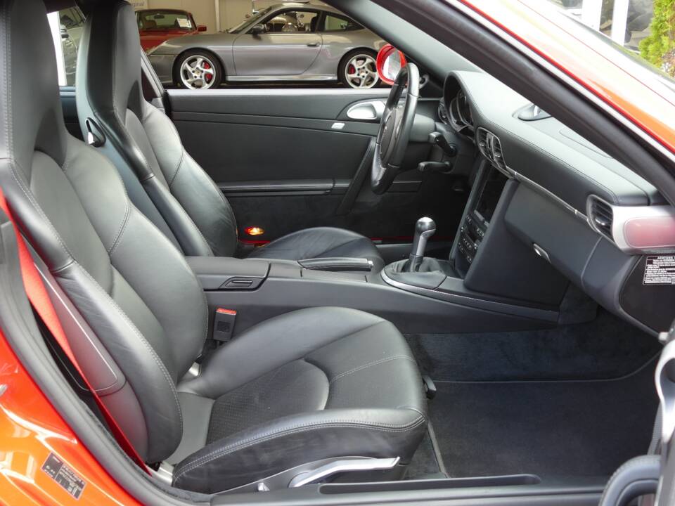 Bild 17/19 von Porsche 911 Carrera S (2009)
