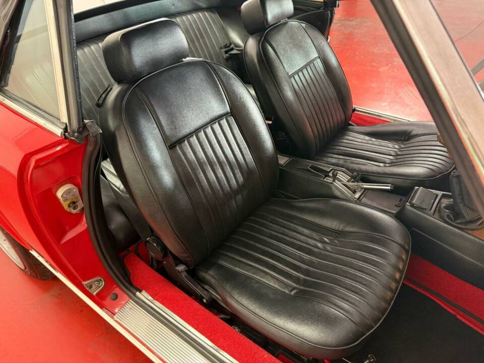 Image 18/50 de FIAT 124 Spider CS1 (1978)