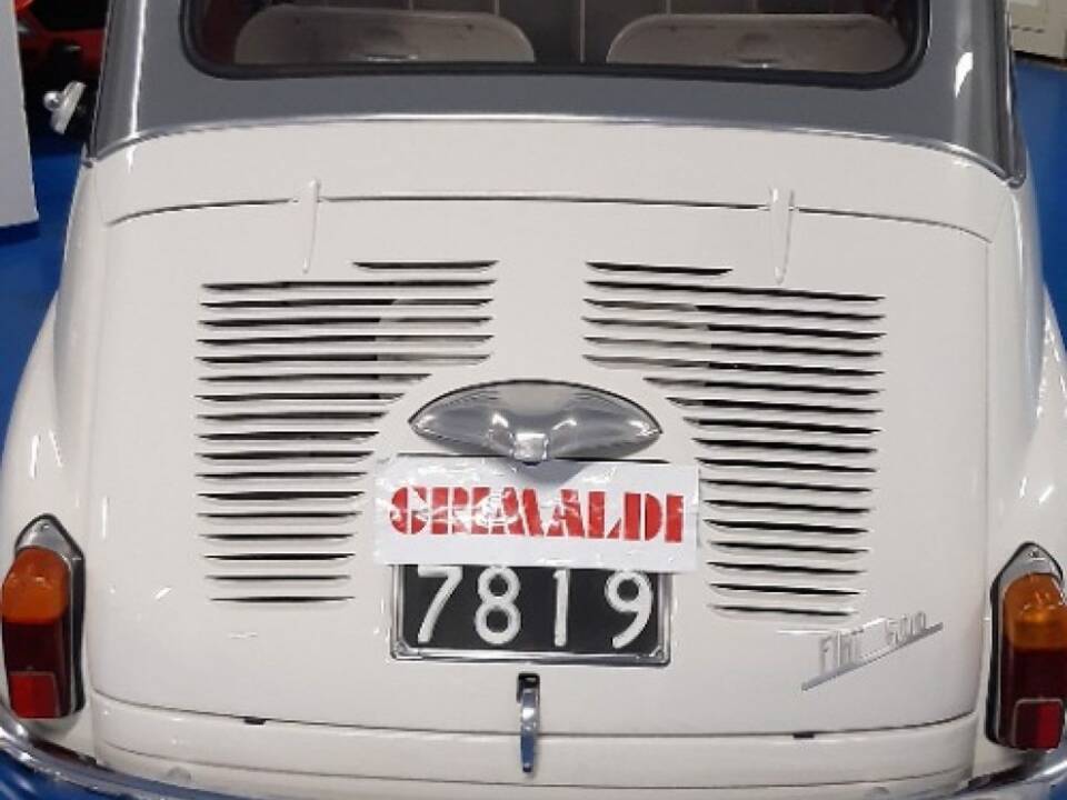 Image 18/50 of FIAT 600 D Multipla (1964)