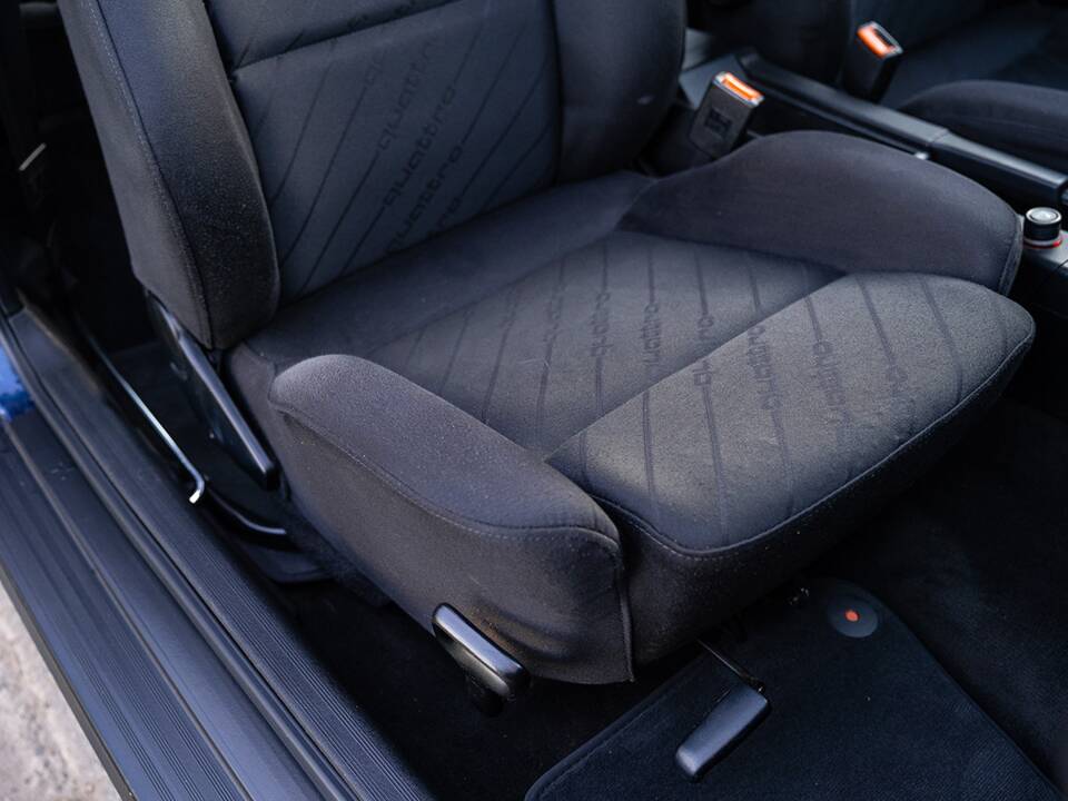 Bild 30/54 von Audi quattro 20V (1991)