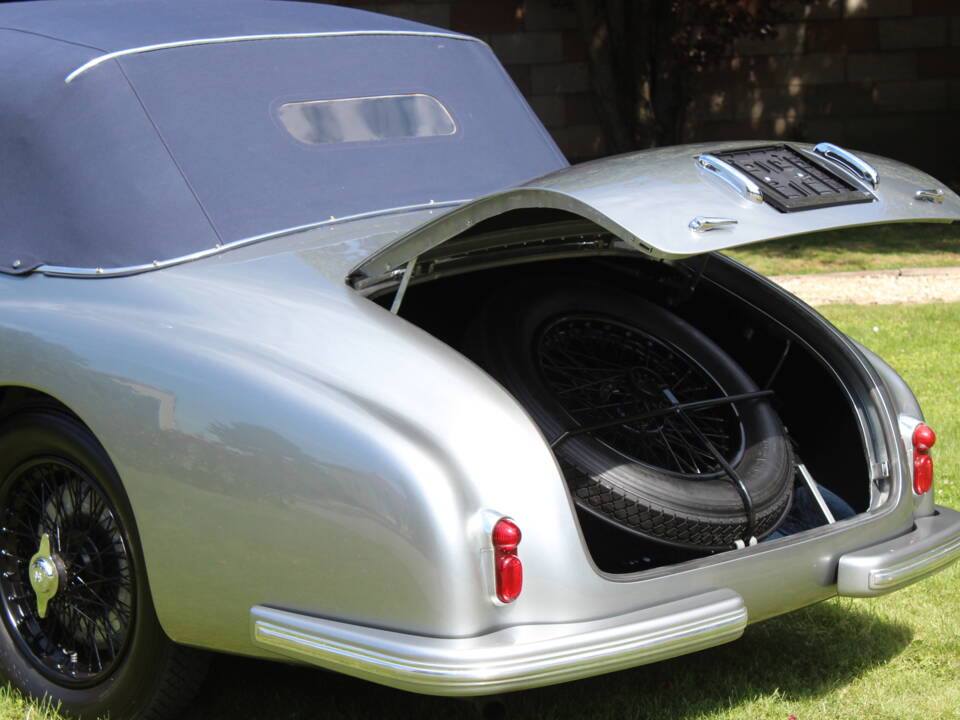 Afbeelding 27/62 van Alfa Romeo 6C 2500 Sport Pininfarina (1947)