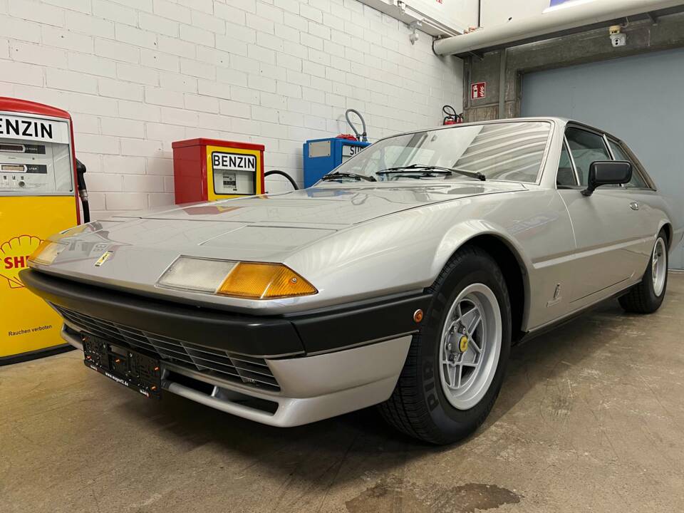 Image 2/19 of Ferrari 400 GT (1978)
