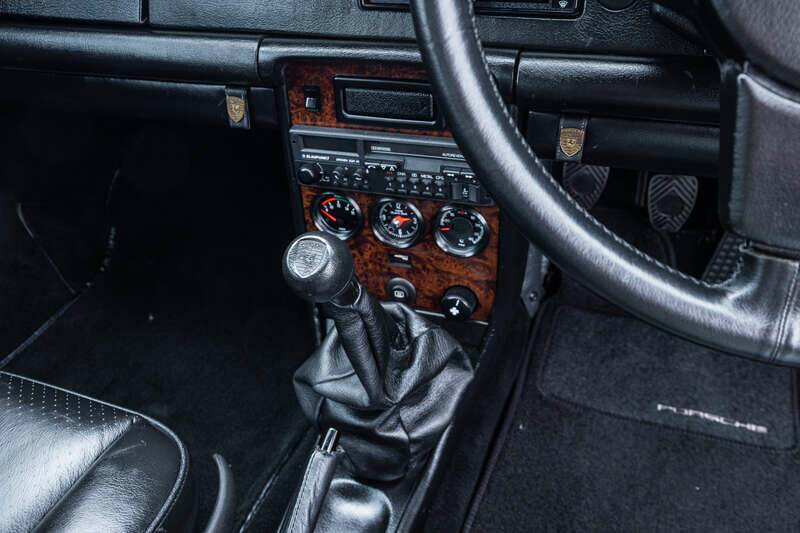 Afbeelding 13/50 van Porsche 911 Turbo 3.3 Flatnose (1986)