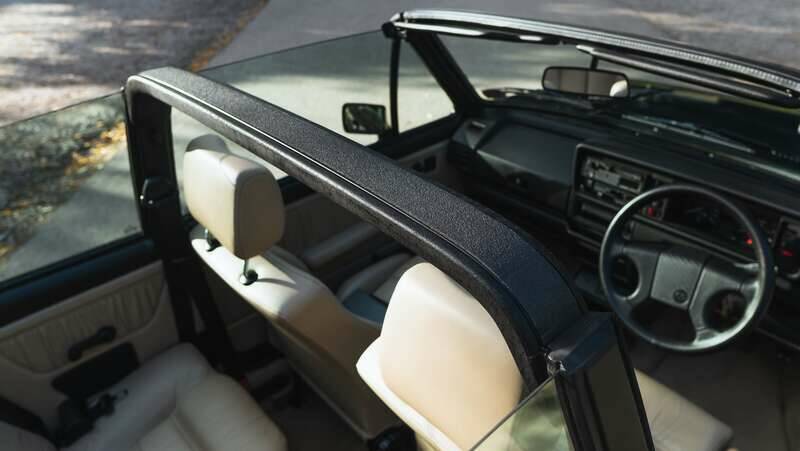 Image 10/50 of Volkswagen Golf Mk I GTI 1.8 (1991)