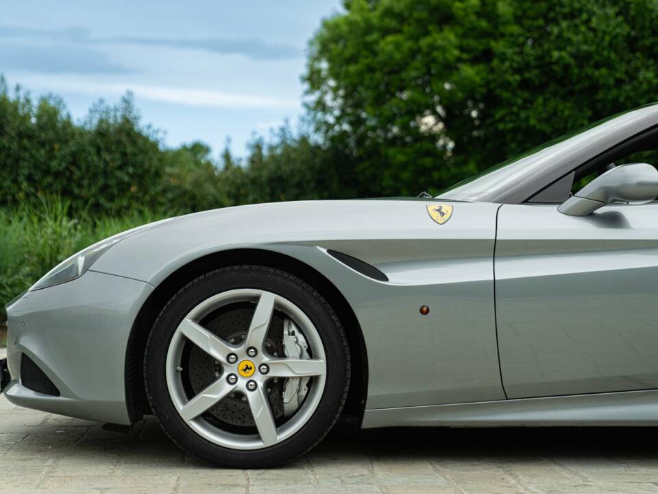 Bild 20/50 von Ferrari California T (2014)
