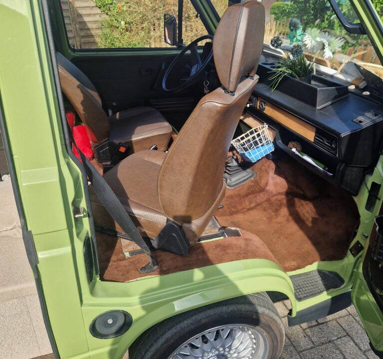 Image 8/8 of Volkswagen T3 Westfalia Joker 1.6 TD (1982)