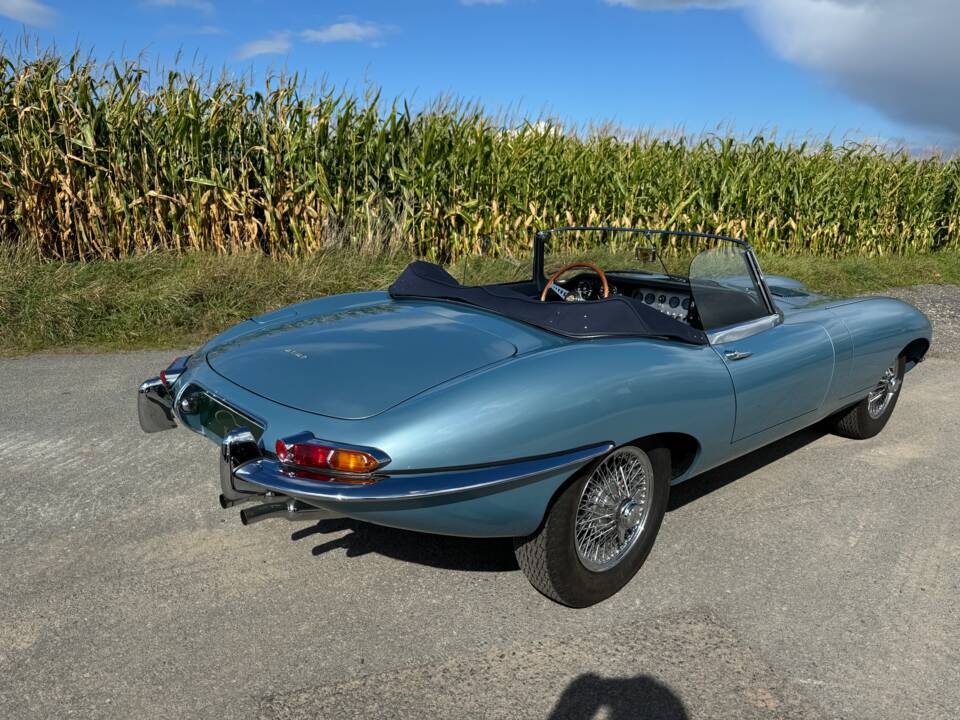 Image 5/50 of Jaguar E-Type 3.8 Flat Floor (1961)