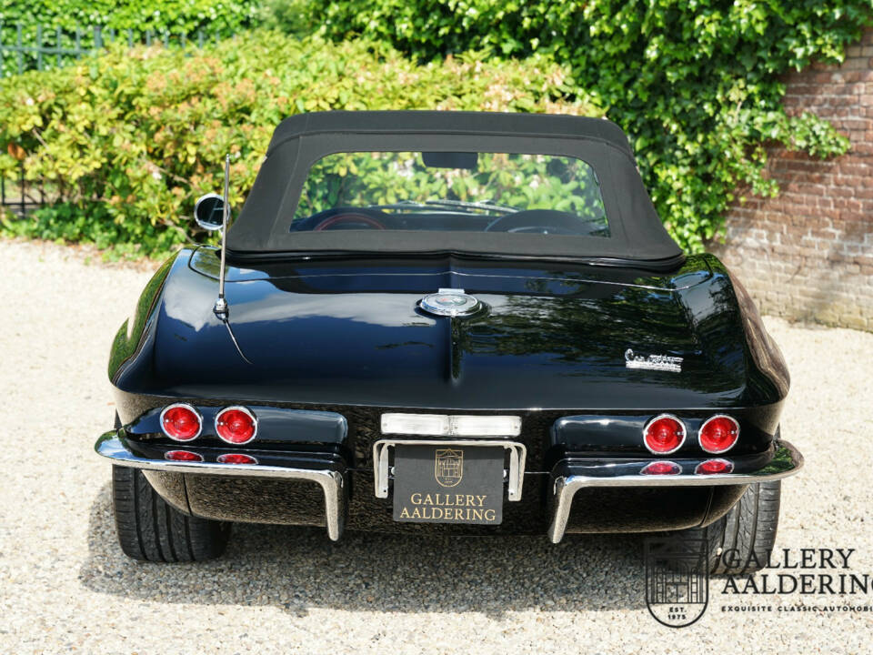 Imagen 24/50 de Chevrolet Corvette Sting Ray Convertible (1964)