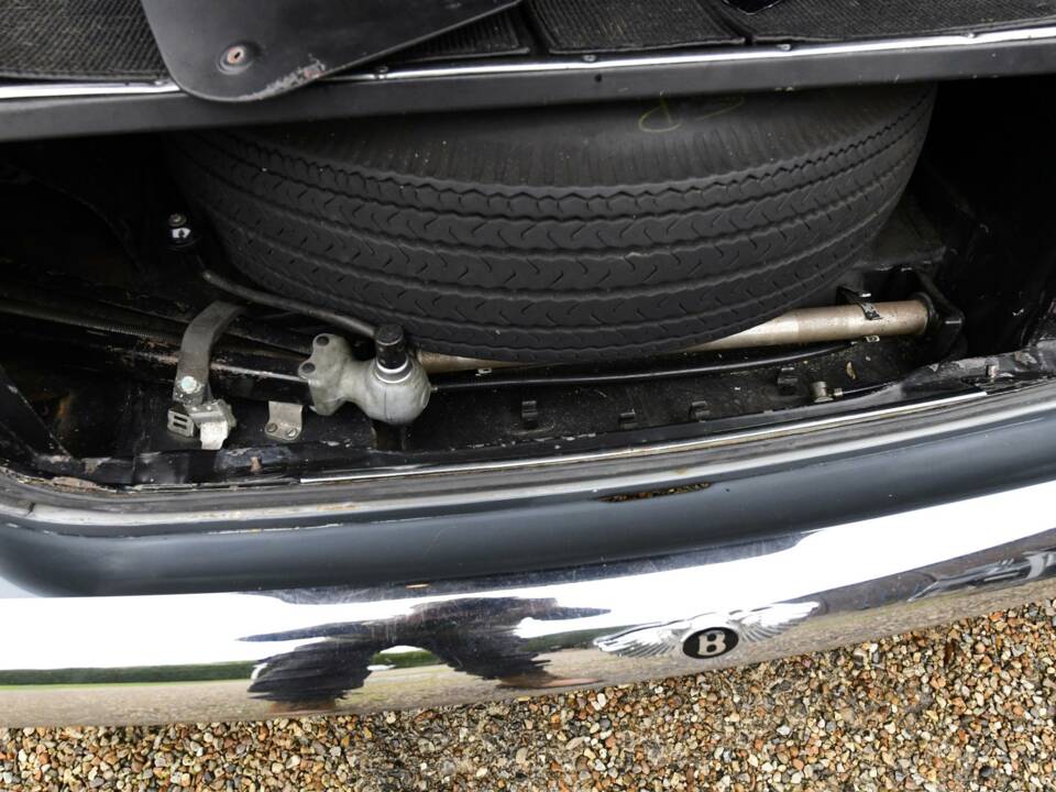 Image 44/50 of Bentley S 3 (1964)