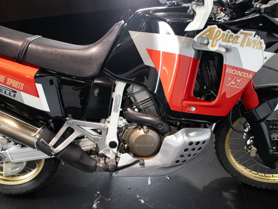 Image 46/50 de Honda DUMMY (1991)