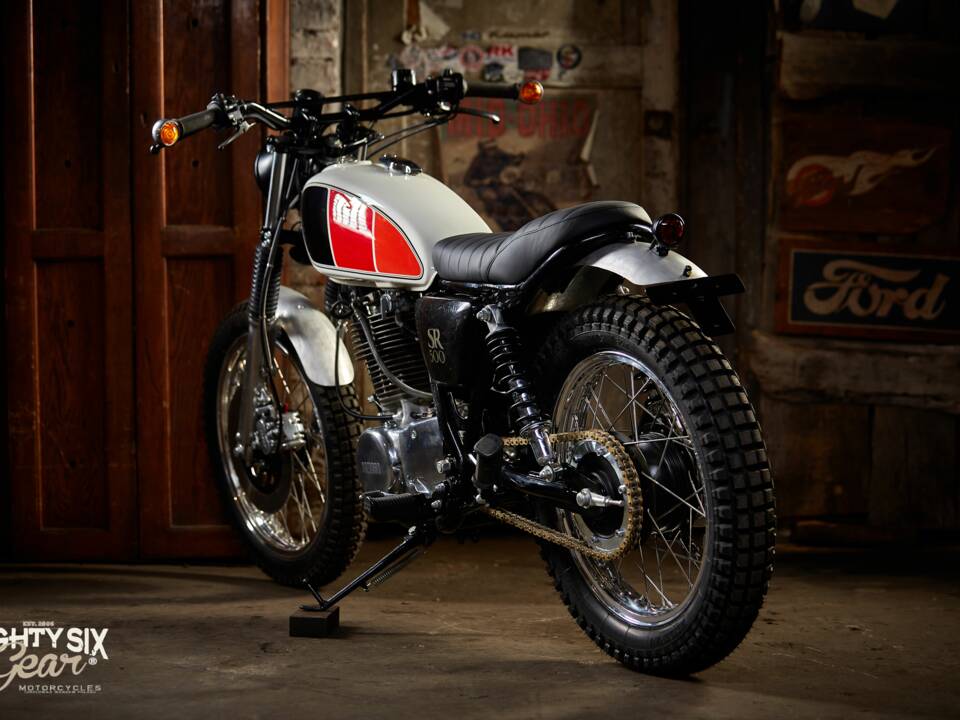 Bild 29/45 von Yamaha DUMMY (1981)